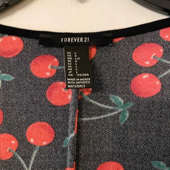 Forever 21 Open Back Cherry 🍒 Print Dress SZ L - Picture 3 of 4